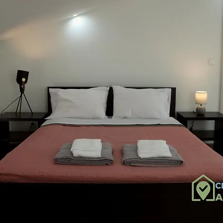 Casa de Férias Casa Na Serretinha Com Piscina E Vista Ilheus Angra do Heroísmo