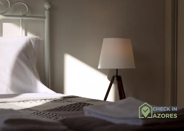 Casa de Férias Casa Na Serretinha Com Piscina E Vista Ilheus Angra do Heroísmo